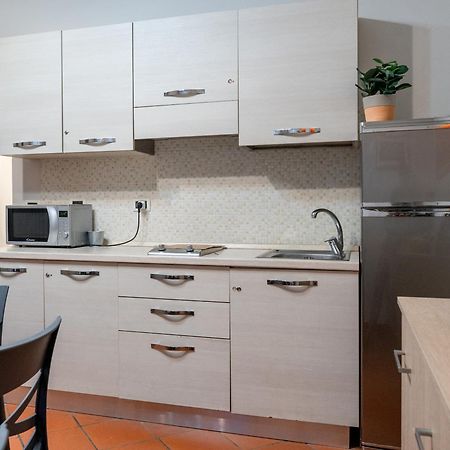 La Rosa Di Firenze B&B Bagian luar foto