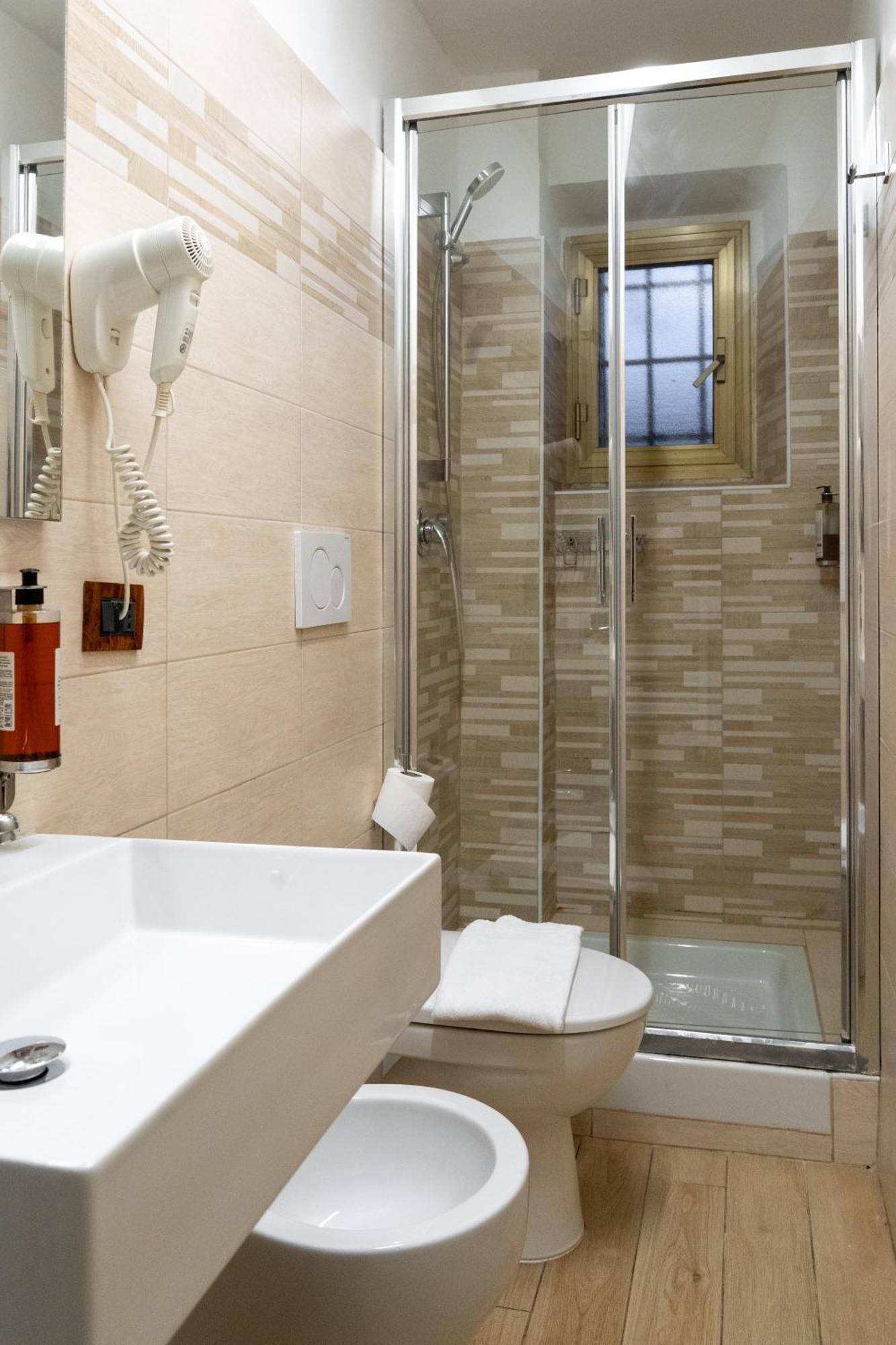 La Rosa Di Firenze B&B Bagian luar foto