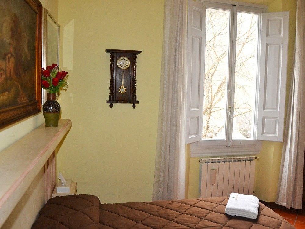 La Rosa Di Firenze B&B Bagian luar foto